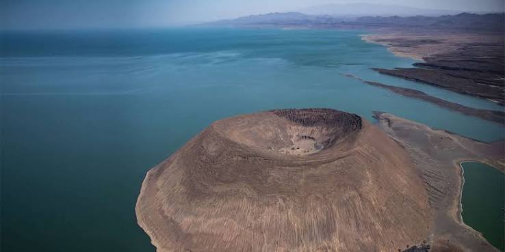 Lake Turkana Article